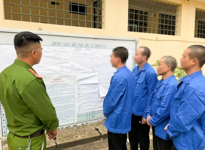 Đảm bảo quyền bầu cử cho những người bị tạm giữ, tạm giam tại Sơn La Đảm bảo quyền bầu cử cho những người bị tạm giữ, tạm giam tại Sơn La