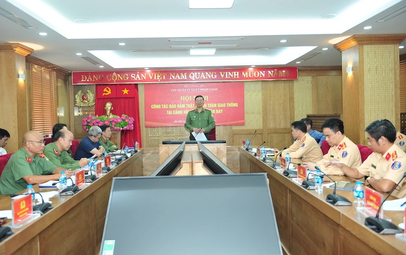 Đảm bảo trật tự, an toàn giao thông tại cảng hàng không, sân bay Đảm bảo trật tự, an toàn giao thông tại cảng hàng không, sân bay