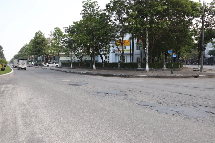 Dân nóng lòng chờ tuyến đường 450 tỉ ở phía Nam Đà Nẵng khởi công Dân nóng lòng chờ tuyến đường 450 tỉ ở phía Nam Đà Nẵng khởi công