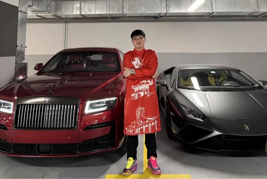 Dàn siêu xe Ferrari, Porsche, Rolls-Royce và 111 bất động sản vụ Mr Pips lừa đảo 1.600 tỷ đồng Dàn siêu xe Ferrari, Porsche, Rolls-Royce và 111 bất động sản vụ Mr Pips lừa đảo 1.600 tỷ đồng