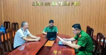 Đăng tin thóc phơi ngoài trời “nổ thành bỏng”, người đàn ông bị phạt