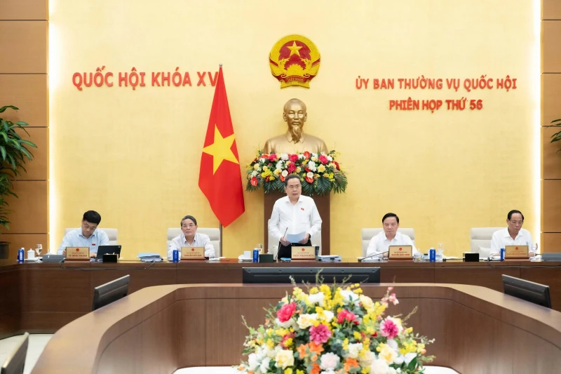 Đánh giá kỹ, bảo đảm tính khả thi, ổn định và lâu dài của chính sách Đánh giá kỹ, bảo đảm tính khả thi, ổn định và lâu dài của chính sách