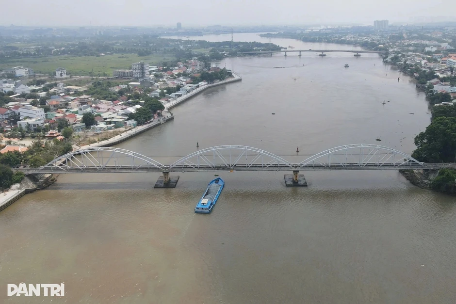 Đánh giá khả năng chịu lực của cầu Ghềnh sau khi bị sà lan đụng Đánh giá khả năng chịu lực của cầu Ghềnh sau khi bị sà lan đụng