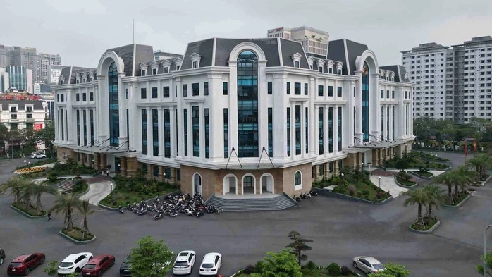 Đánh thức trụ sở dôi dư Đánh thức trụ sở dôi dư