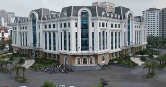Đánh thức trụ sở dôi dư