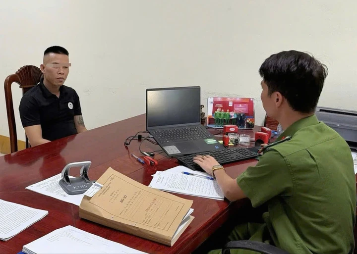 Danh tính người đàn ông hung hăng tát shipper tại trường mầm non ở Bắc Ninh