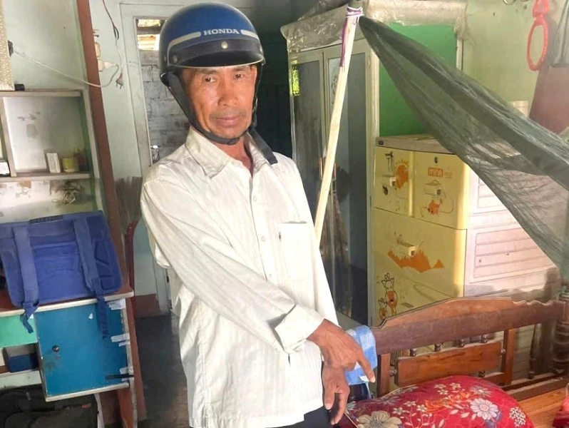 Đạp ngã cụ ông 73 tuổi, cướp 40 triệu đồng và hơn 100 tờ vé số