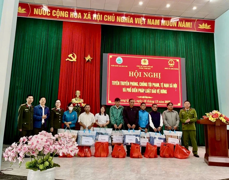 Dấu ấn thầm lặng của những người lính “tham mưu” Dấu ấn thầm lặng của những người lính “tham mưu”