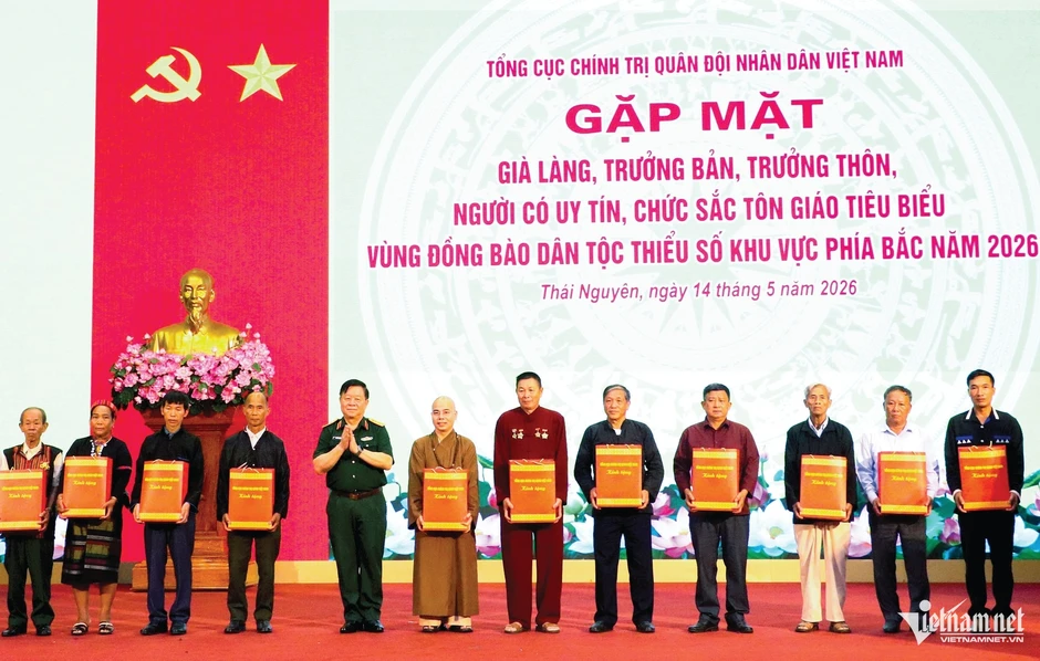 Dấu chân người đảng viên đầu tiên trên vùng cao Pa Ủ Dấu chân người đảng viên đầu tiên trên vùng cao Pa Ủ