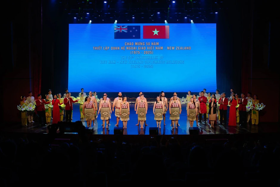Dấu mốc quan trọng khi lần đầu tiên Tổng Bí thư, Chủ tịch nước thăm New Zealand Dấu mốc quan trọng khi lần đầu tiên Tổng Bí thư, Chủ tịch nước thăm New Zealand