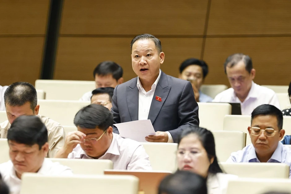 Đấu tranh phòng, chống tham nhũng, tiêu cực phải gắn với hoàn thiện thể chế Đấu tranh phòng, chống tham nhũng, tiêu cực phải gắn với hoàn thiện thể chế