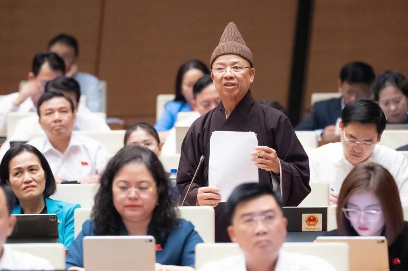 Đề nghị quy định cụ thể về nguyên tắc quản lý tài sản của các cơ sở tín ngưỡng, tổ chức tôn giáo Đề nghị quy định cụ thể về nguyên tắc quản lý tài sản của các cơ sở tín ngưỡng, tổ chức tôn giáo