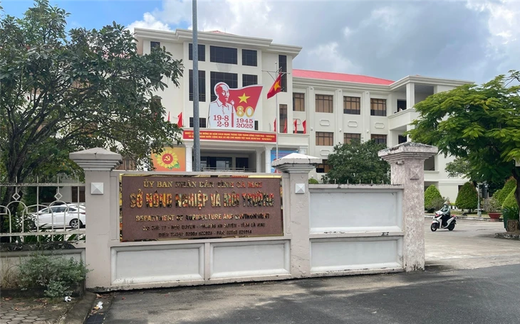 Đề nghị xử lý trách nhiệm nhiều cán bộ trong vụ chậm xác định giá thuê đất Đề nghị xử lý trách nhiệm nhiều cán bộ trong vụ chậm xác định giá thuê đất