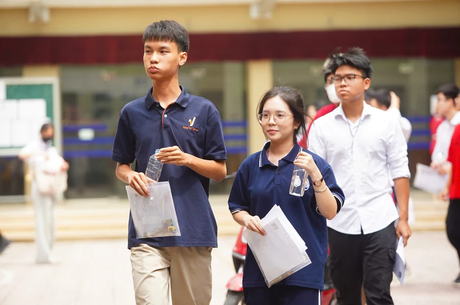 Đề thi và cập nhật đáp án các mã đề môn Địa lý tốt nghiệp THPT Đề thi và cập nhật đáp án các mã đề môn Địa lý tốt nghiệp THPT