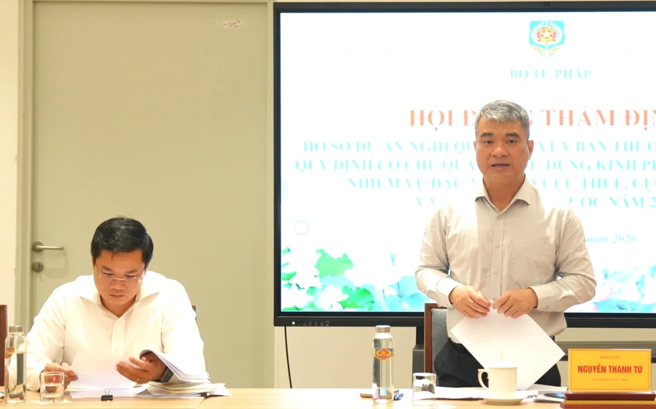 Đề xuất dừng áp dụng thu nhập đặc thù với ngành thuế, hải quan, kho bạc Đề xuất dừng áp dụng thu nhập đặc thù với ngành thuế, hải quan, kho bạc