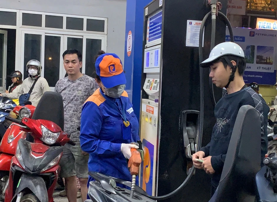 Đề xuất giảm thuế nhập khẩu ưu đãi về 0% với nhiều mặt hàng xăng dầu Đề xuất giảm thuế nhập khẩu ưu đãi về 0% với nhiều mặt hàng xăng dầu