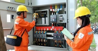 Đề xuất lộ trình áp giá bán lẻ điện giờ cao điểm, thấp điểm và bình thường