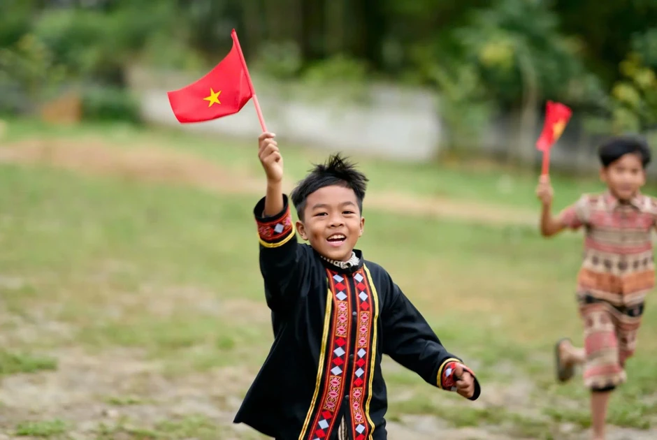Đề xuất nhiều chính sách ưu tiên hỗ trợ học tập cho người học thuộc DTTS rất ít người Đề xuất nhiều chính sách ưu tiên hỗ trợ học tập cho người học thuộc DTTS rất ít người