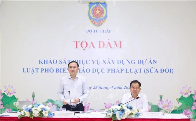 Đề xuất sửa đổi Luật Phổ biến, giáo dục pháp luật, bảo đảm đồng bộ, đáp ứng yêu cầu mới