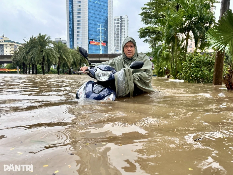 Đề xuất thí điểm lát mặt đường phố Hà Nội bằng bê tông rỗng để chống ngập Đề xuất thí điểm lát mặt đường phố Hà Nội bằng bê tông rỗng để chống ngập