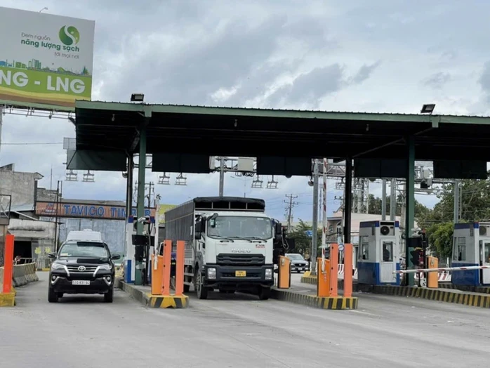 Di dời trạm thu phí Lái Thiêu, mở lại giao lộ dẫn vào cầu Phú Long - Quốc lộ 13 Di dời trạm thu phí Lái Thiêu, mở lại giao lộ dẫn vào cầu Phú Long - Quốc lộ 13