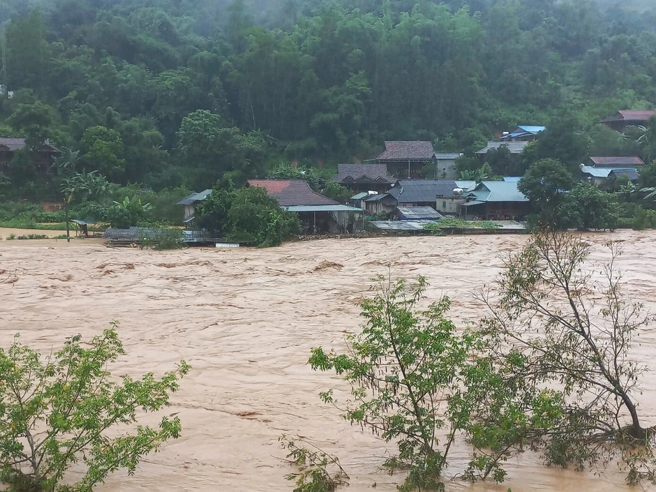 Điện Biên, Sơn La chịu nhiều thiệt hại do mưa lũ, sạt lở đất Điện Biên, Sơn La chịu nhiều thiệt hại do mưa lũ, sạt lở đất