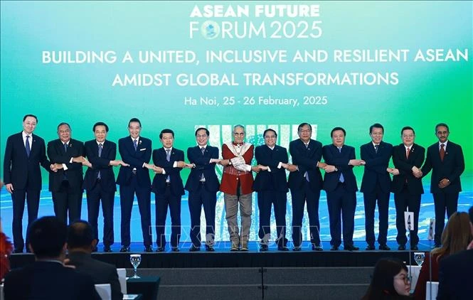 Diễn đàn Tương lai ASEAN góp phần củng cố đoàn kết, định hình tương lai phát triển của ASEAN Diễn đàn Tương lai ASEAN góp phần củng cố đoàn kết, định hình tương lai phát triển của ASEAN