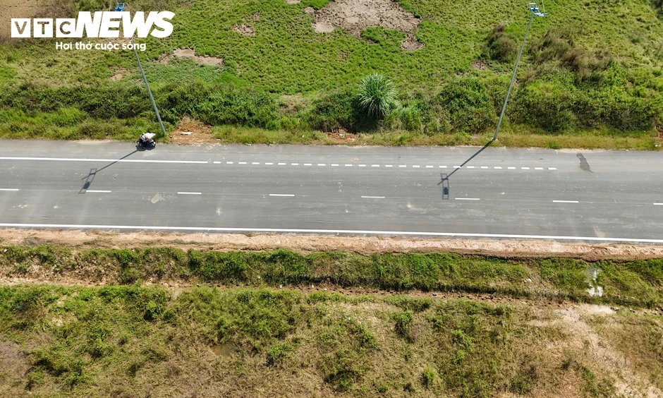 Diện mạo đường song hành Vành đai 4 qua Hà Nội thông xe kỹ thuật ngày 10/10
