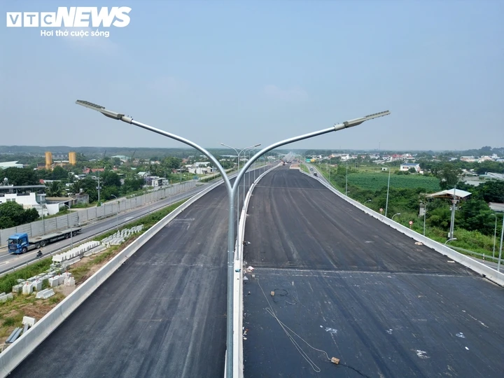 Diện mạo nút giao kết nối cao tốc Bến Lức - Long Thành và Quốc lộ 51 Diện mạo nút giao kết nối cao tốc Bến Lức - Long Thành và Quốc lộ 51