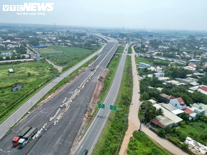 Diện mạo nút giao kết nối cao tốc Bến Lức - Long Thành và Quốc lộ 51 Diện mạo nút giao kết nối cao tốc Bến Lức - Long Thành và Quốc lộ 51
