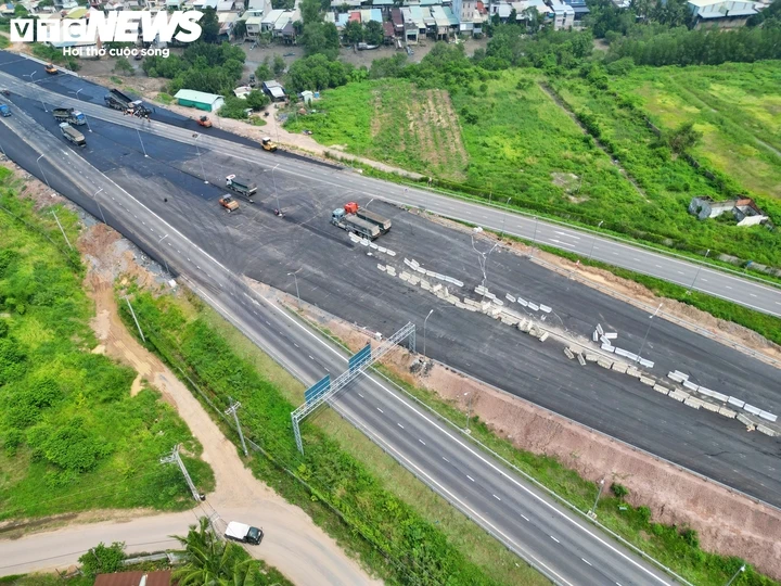 Diện mạo nút giao kết nối cao tốc Bến Lức - Long Thành và Quốc lộ 51 Diện mạo nút giao kết nối cao tốc Bến Lức - Long Thành và Quốc lộ 51