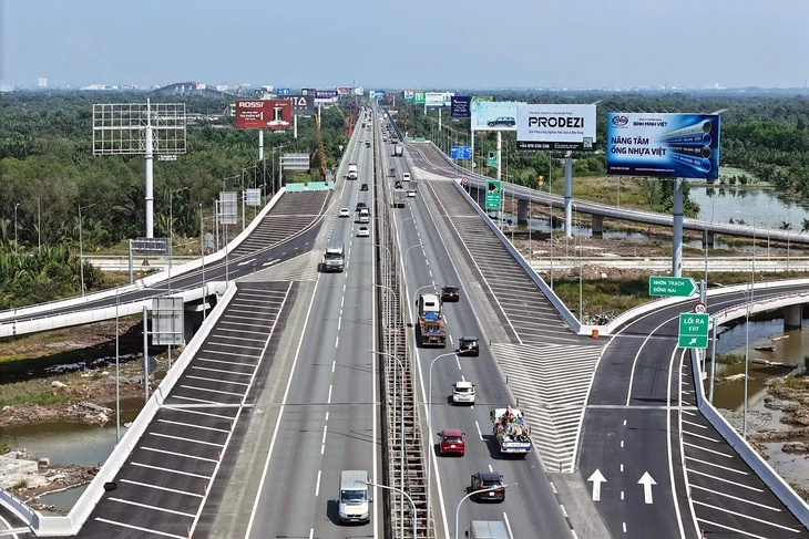 Điều chỉnh phương án phân làn và tốc độ trên cao tốc TP.HCM - Long Thành - Dầu Giây