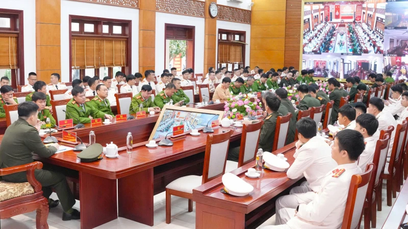 Điều động 103 cán bộ tăng cường cho Công an các xã biên giới, rẻo cao Nghệ An