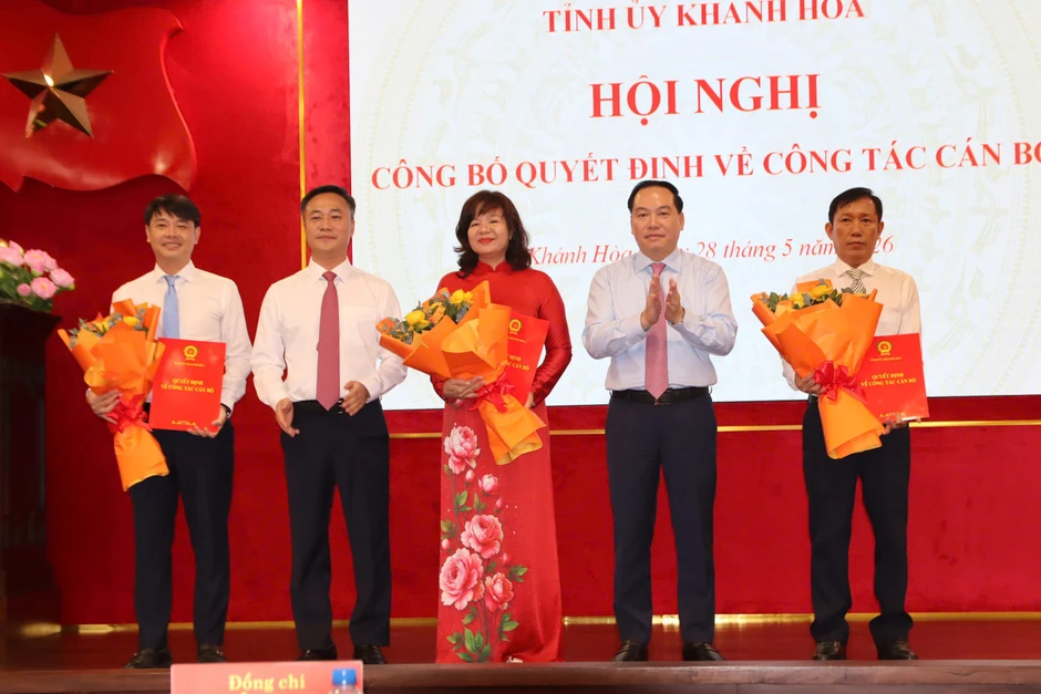 Điều động bổ nhiệm cán bộ chủ chốt ở Hà Nội và 3 tỉnh năm 2026 Điều động bổ nhiệm cán bộ chủ chốt ở Hà Nội và 3 tỉnh năm 2026