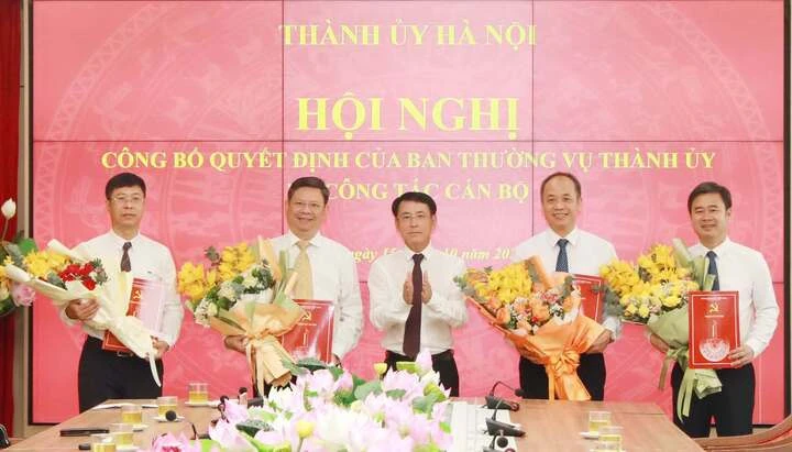 Điều động ông Duy Hoàng Dương để bổ nhiệm làm Giám đốc Sở Tư pháp Hà Nội Điều động ông Duy Hoàng Dương để bổ nhiệm làm Giám đốc Sở Tư pháp Hà Nội