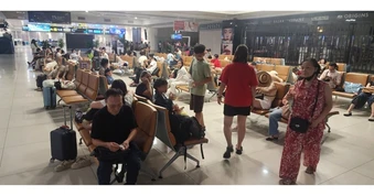Diều xâm nhập sân bay Cát Bi, máy bay phải hạ cánh Nội Bài, khách về Hải Phòng lúc 3 giờ sáng