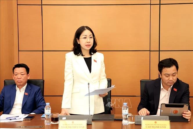 'Định lượng hóa' tiêu chí đô thị đặc biệt, tránh phát triển lệch về kinh tế 'Định lượng hóa' tiêu chí đô thị đặc biệt, tránh phát triển lệch về kinh tế