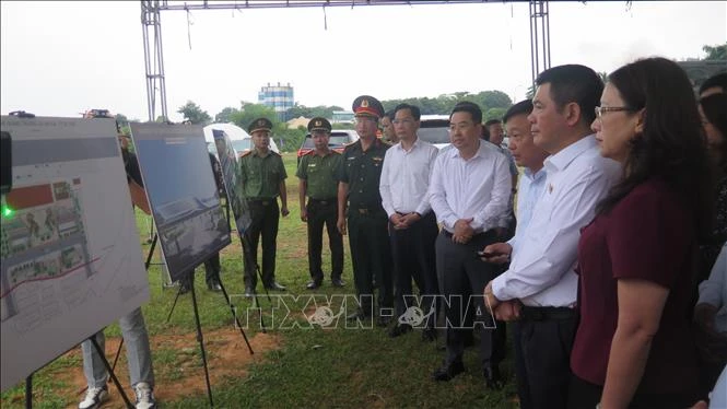 Đoàn công tác Ủy ban Kinh tế và Tài chính của Quốc hội làm việc tại Lào Cai Đoàn công tác Ủy ban Kinh tế và Tài chính của Quốc hội làm việc tại Lào Cai