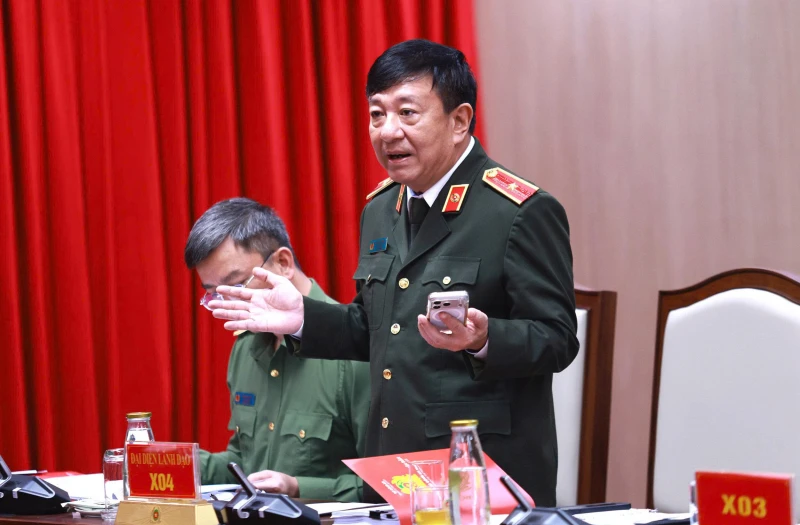 Đoàn kiểm tra, giám sát số 04 của Bộ Chính trị làm việc với Đảng bộ Công an Trung ương Đoàn kiểm tra, giám sát số 04 của Bộ Chính trị làm việc với Đảng bộ Công an Trung ương