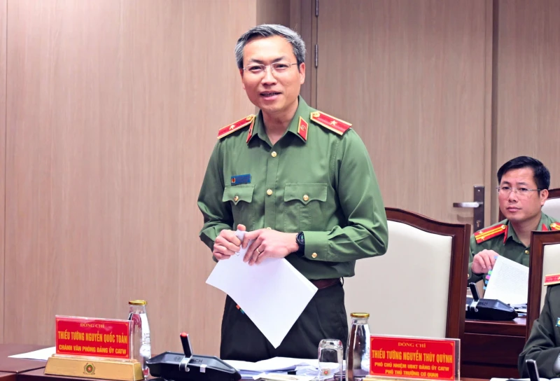 Đoàn kiểm tra, giám sát số 04 của Bộ Chính trị làm việc với Đảng bộ Công an Trung ương Đoàn kiểm tra, giám sát số 04 của Bộ Chính trị làm việc với Đảng bộ Công an Trung ương