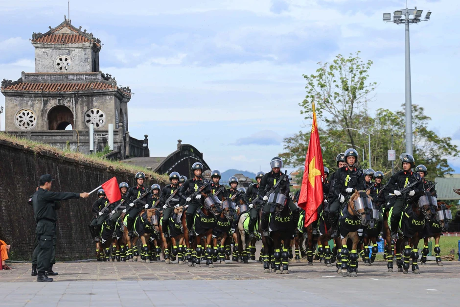 Đoàn kỵ binh của Bộ Công an sẽ đến Huế biểu diễn Đoàn kỵ binh của Bộ Công an sẽ đến Huế biểu diễn