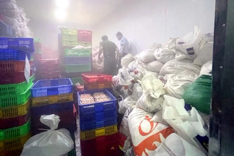 Doanh nghiệp sử dụng gần 7,7 tấn chân gà quá hạn Doanh nghiệp sử dụng gần 7,7 tấn chân gà quá hạn
