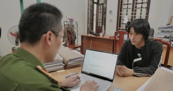 Đôi nam nữ trẻ khống chế cụ bà 85 tuổi, cướp tài sản vì... bí tiền