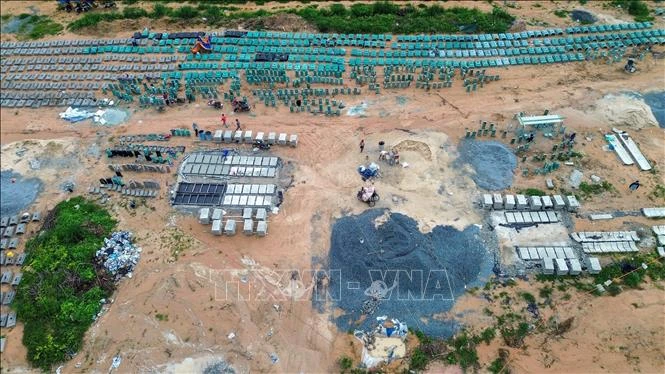 Dồn lực trên đại công trường Nghĩa trang liệt sĩ Đồi 82 Dồn lực trên đại công trường Nghĩa trang liệt sĩ Đồi 82