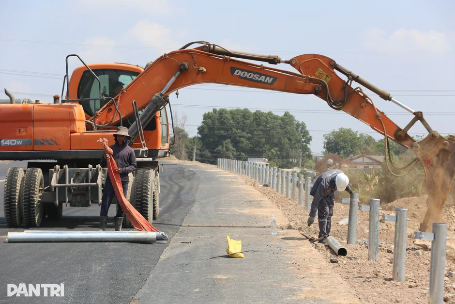 Đồng Nai đẩy nhanh tiến độ các tuyến đường nối sân bay Long Thành Đồng Nai đẩy nhanh tiến độ các tuyến đường nối sân bay Long Thành