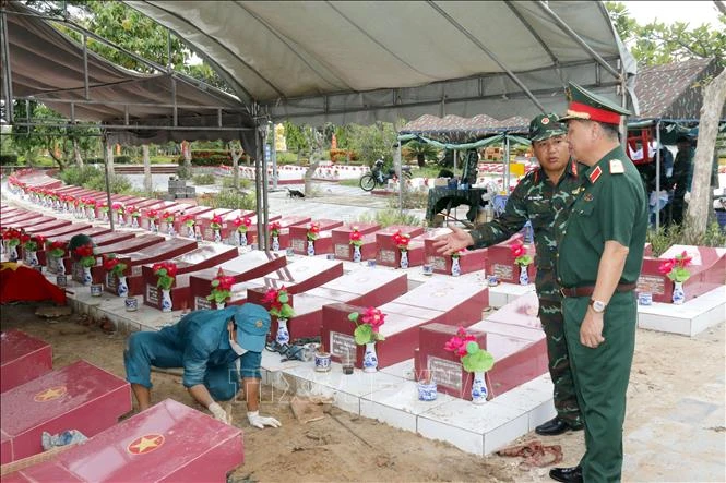 Động viên lực lượng làm nhiệm vụ thu nhận mẫu ADN, số hóa thông tin hài cốt liệt sĩ Động viên lực lượng làm nhiệm vụ thu nhận mẫu ADN, số hóa thông tin hài cốt liệt sĩ