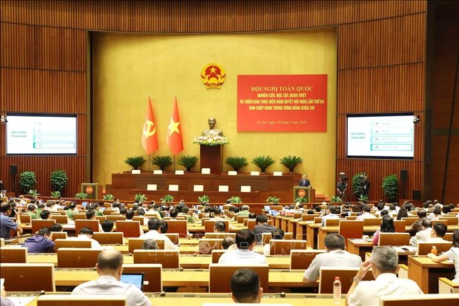 Đột phá về thể chế, đổi mới phương thức quản trị quốc gia để tạo năng lực phát triển mới Đột phá về thể chế, đổi mới phương thức quản trị quốc gia để tạo năng lực phát triển mới