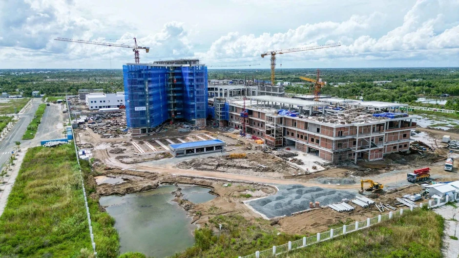 Dự án bệnh viện đang thi công, 2 gói thầu lớn bị điều tra, thanh tra Dự án bệnh viện đang thi công, 2 gói thầu lớn bị điều tra, thanh tra