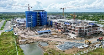 Dự án bệnh viện đang thi công, 2 gói thầu lớn bị điều tra, thanh tra
