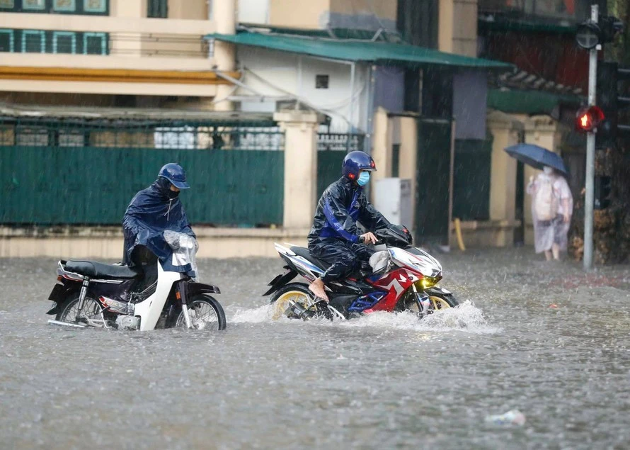Dự báo mưa dông miền Bắc và Nam Bộ ngày 29 / 7 và Những ngày tới Dự báo mưa dông miền Bắc và Nam Bộ ngày 29 / 7 và Những ngày tới